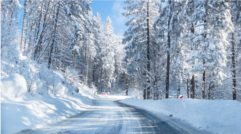 A snowy road near Coeur d'Alene, ID