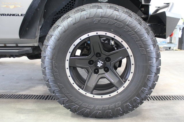 2013 Jeep Wrangler Sahara