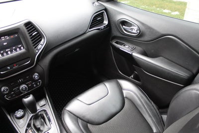 2020 Jeep Cherokee Altitude