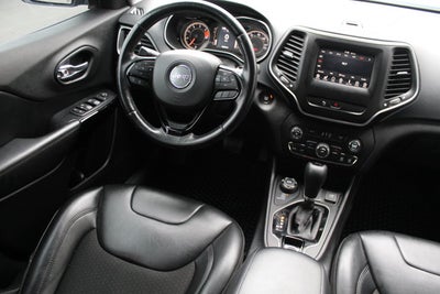 2020 Jeep Cherokee Altitude