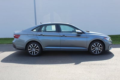 2025 Volkswagen Jetta SE