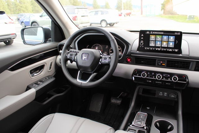 2025 Honda Pilot Base