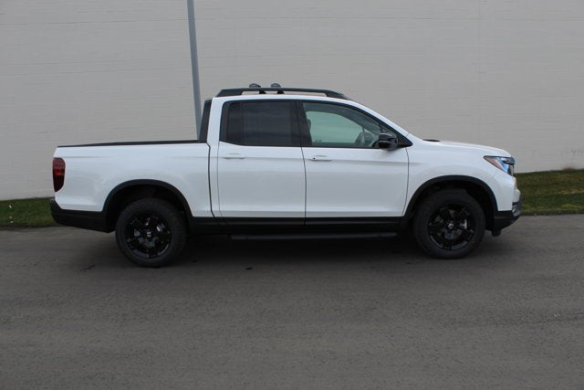 2026 Honda Ridgeline Black Edition Two-Tone