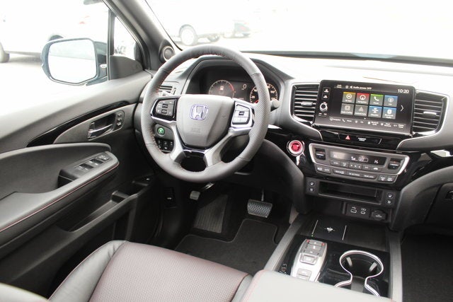 2026 Honda Ridgeline Black Edition Two-Tone