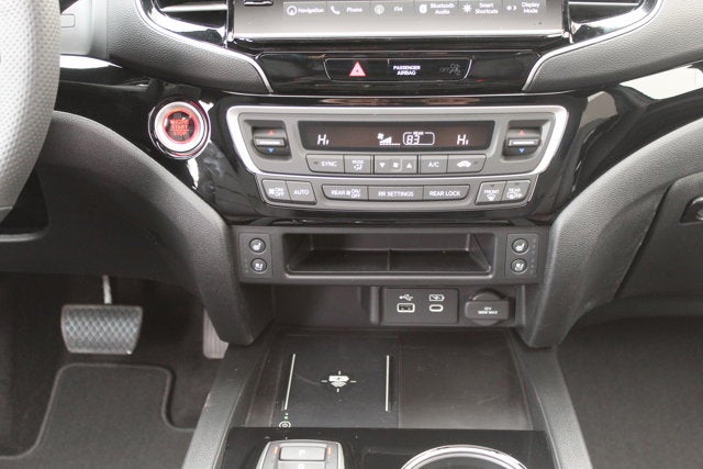 2026 Honda Ridgeline Black Edition Two-Tone