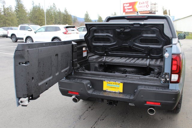 2026 Honda Ridgeline Black Edition Two-Tone