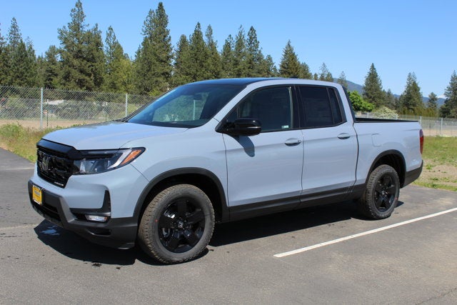 2026 Honda Ridgeline Black Edition Two-Tone