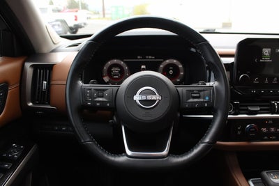 2023 Nissan Pathfinder Platinum