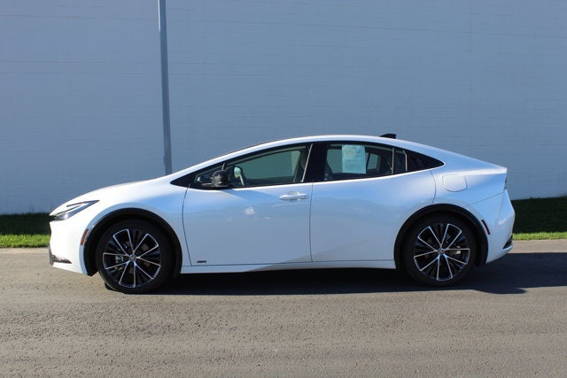 2024 Toyota Prius XLE