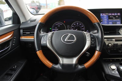 2013 Lexus ES 300h Hybrid