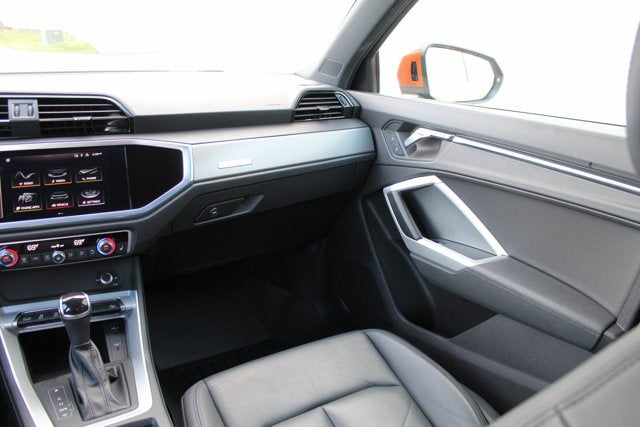 2022 Audi Q3 S line Premium