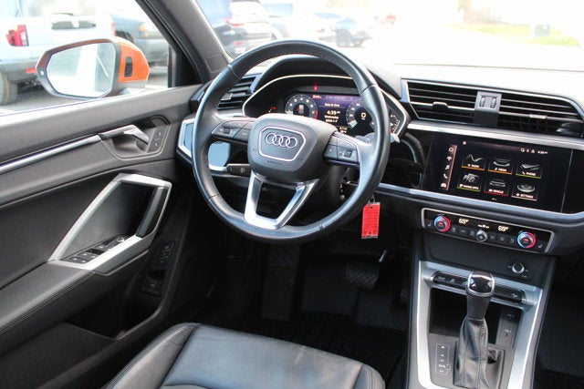 2022 Audi Q3 S line Premium