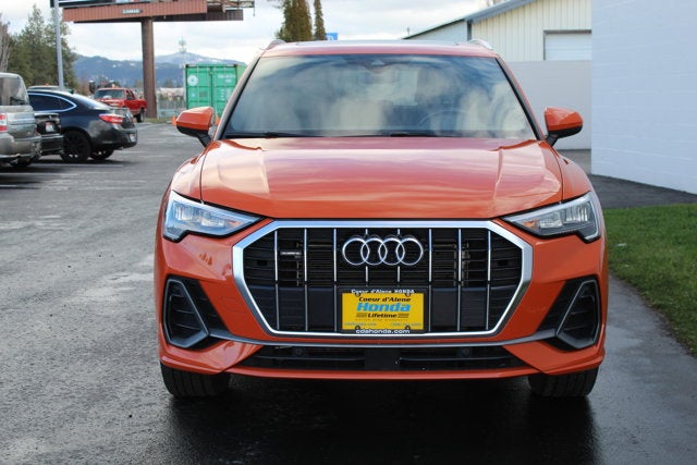 2022 Audi Q3 S line Premium