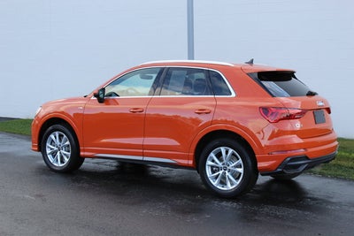 2022 Audi Q3 S line Premium