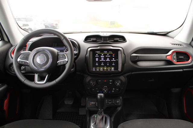 2023 Jeep Renegade Trailhawk